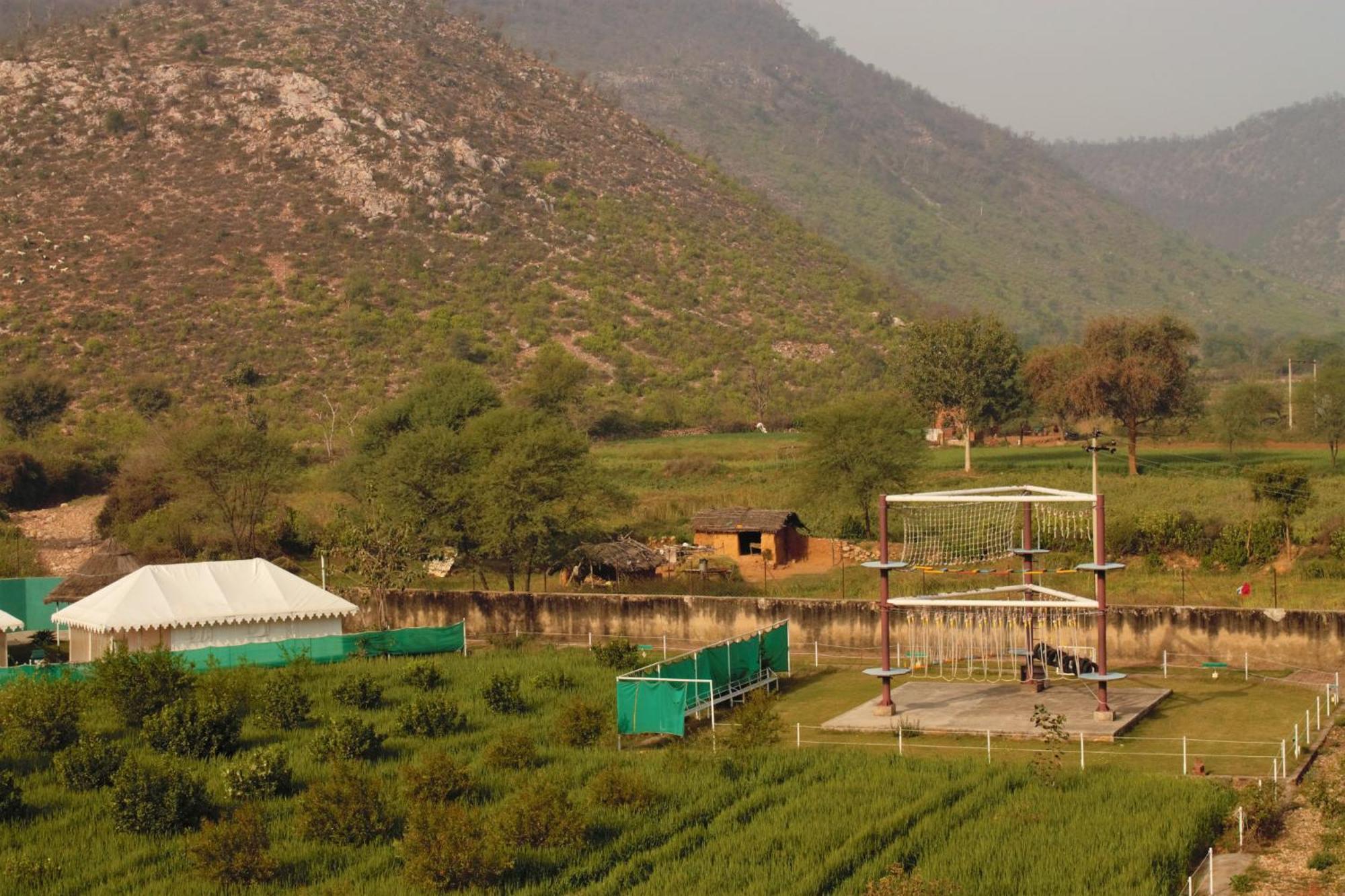 Shivir Aranya - Wilderness Resort Alvar Kültér fotó