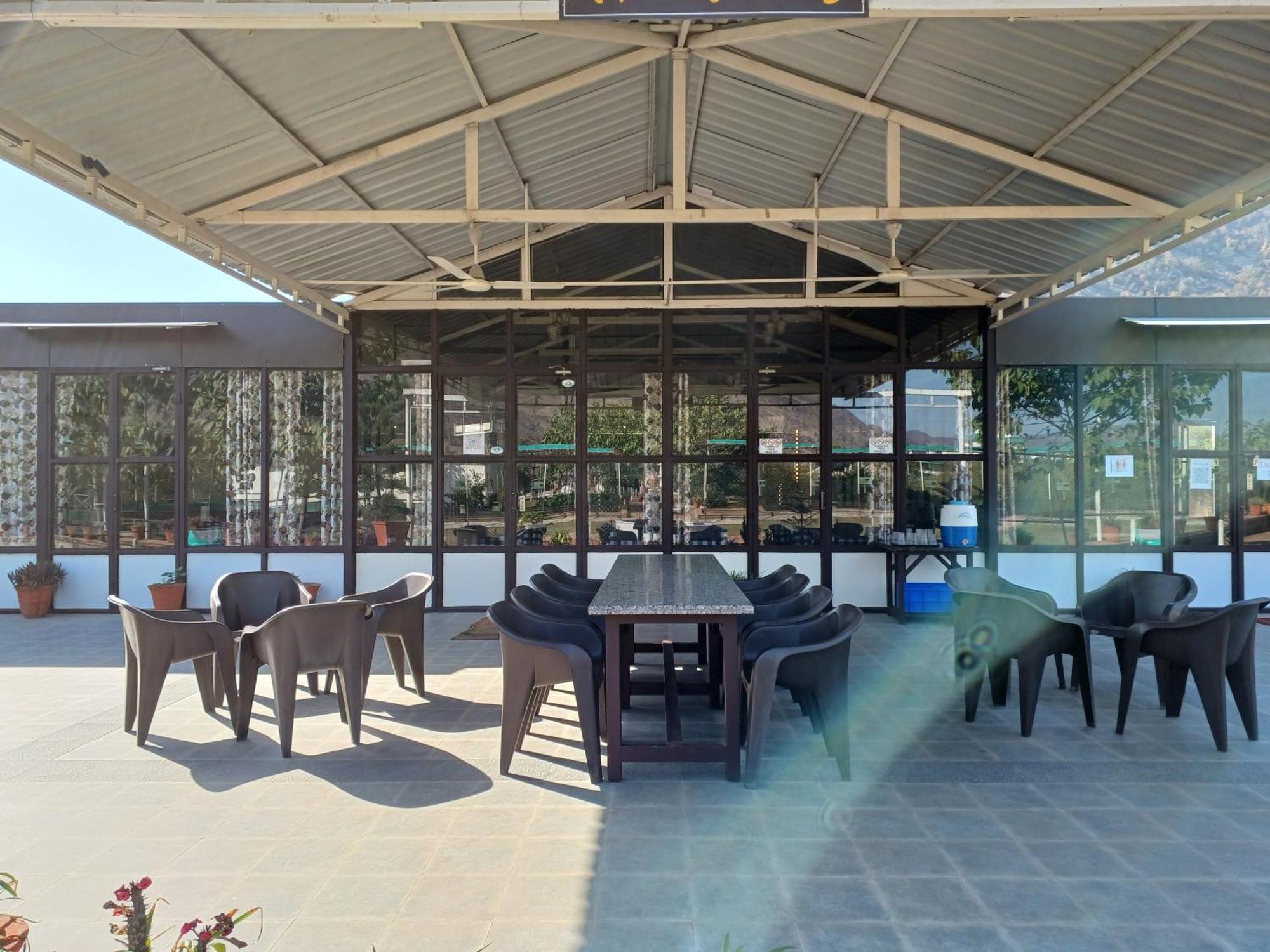 Shivir Aranya - Wilderness Resort Alvar Kültér fotó